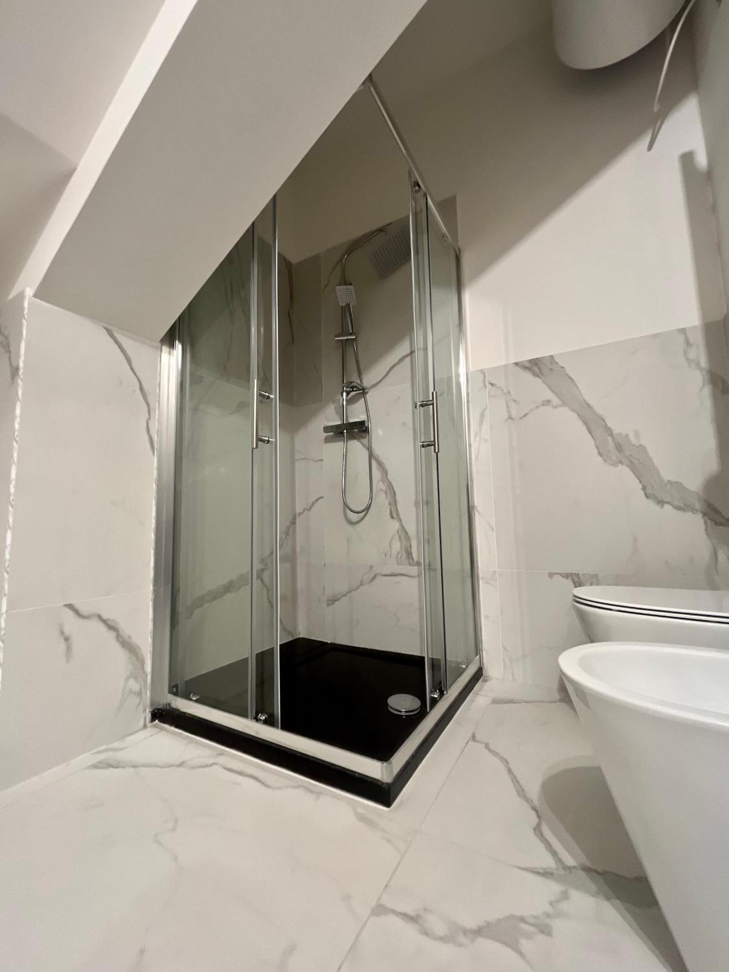 Suite Bohemien Chic - A 5 Fermate Dal Duomo Milano Esterno foto
