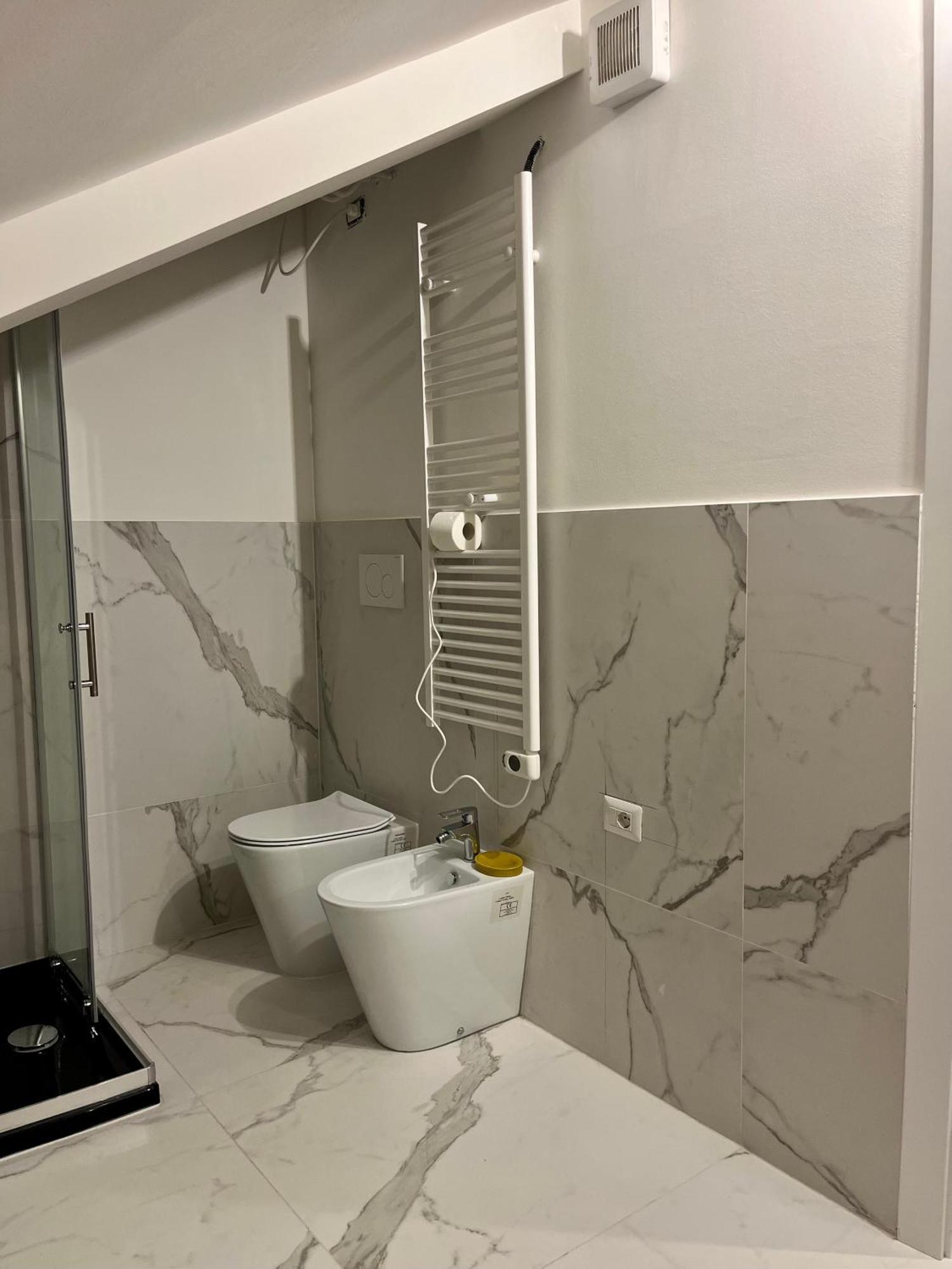 Suite Bohemien Chic - A 5 Fermate Dal Duomo Milano Esterno foto